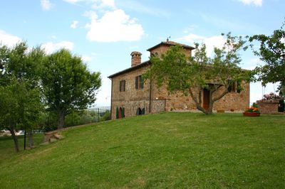 Wheelchair-accessible villa in Val d'Orcia, Tuscany, Italy