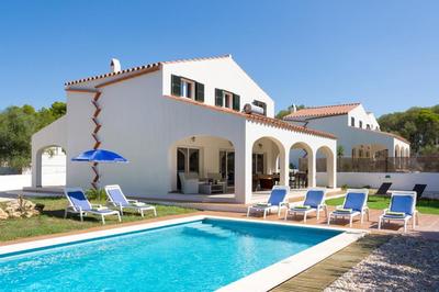 Accessible disabled-friendly Spanish villa with pool, Menorca