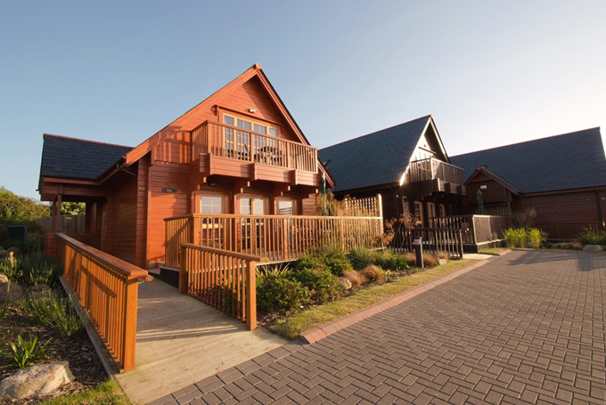 Luxury disabled holiday lodge in Cornwall