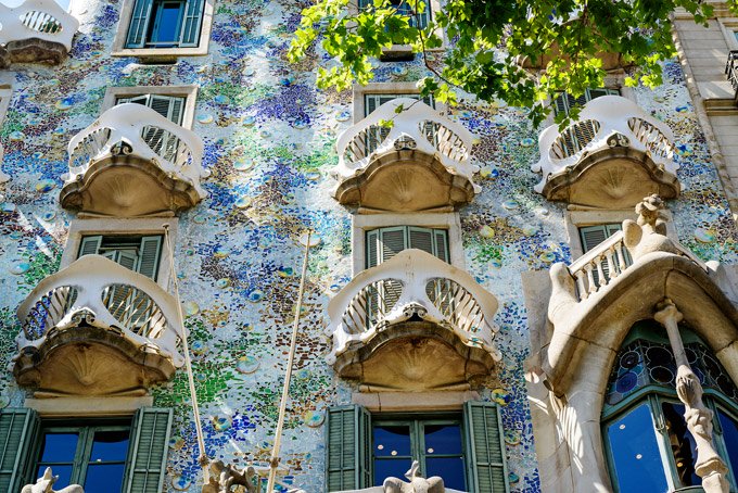 Casa Battlo facade, Barcelona