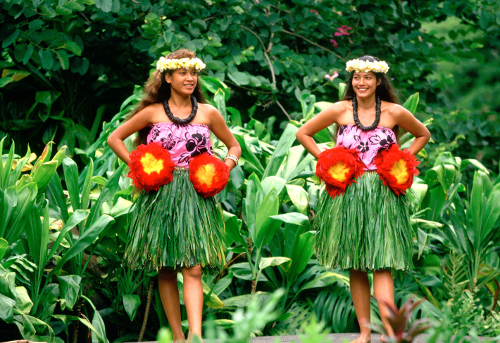 Hawaii women in traditional dress